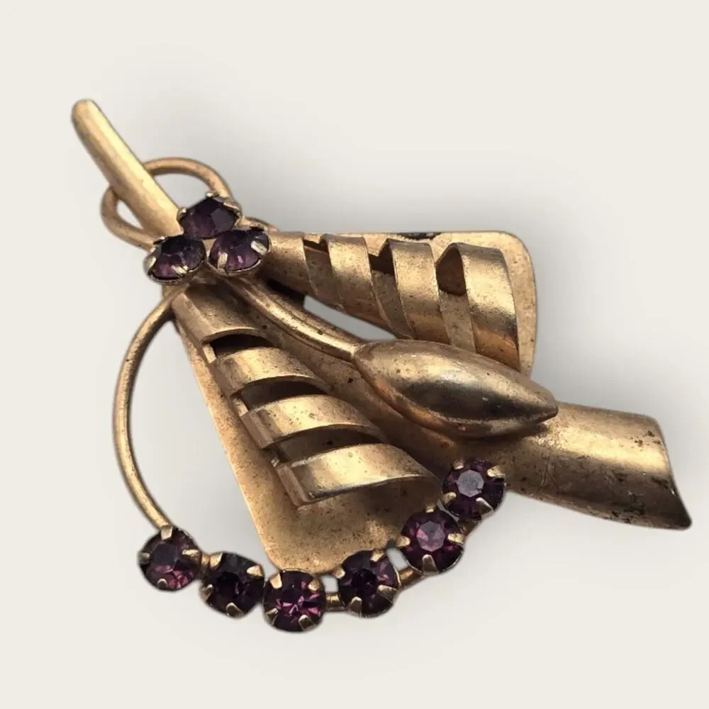 1940s Ribbon Brooch Gold Tone Amethyst Rhinestone Vintage Retro Sculptural Pin